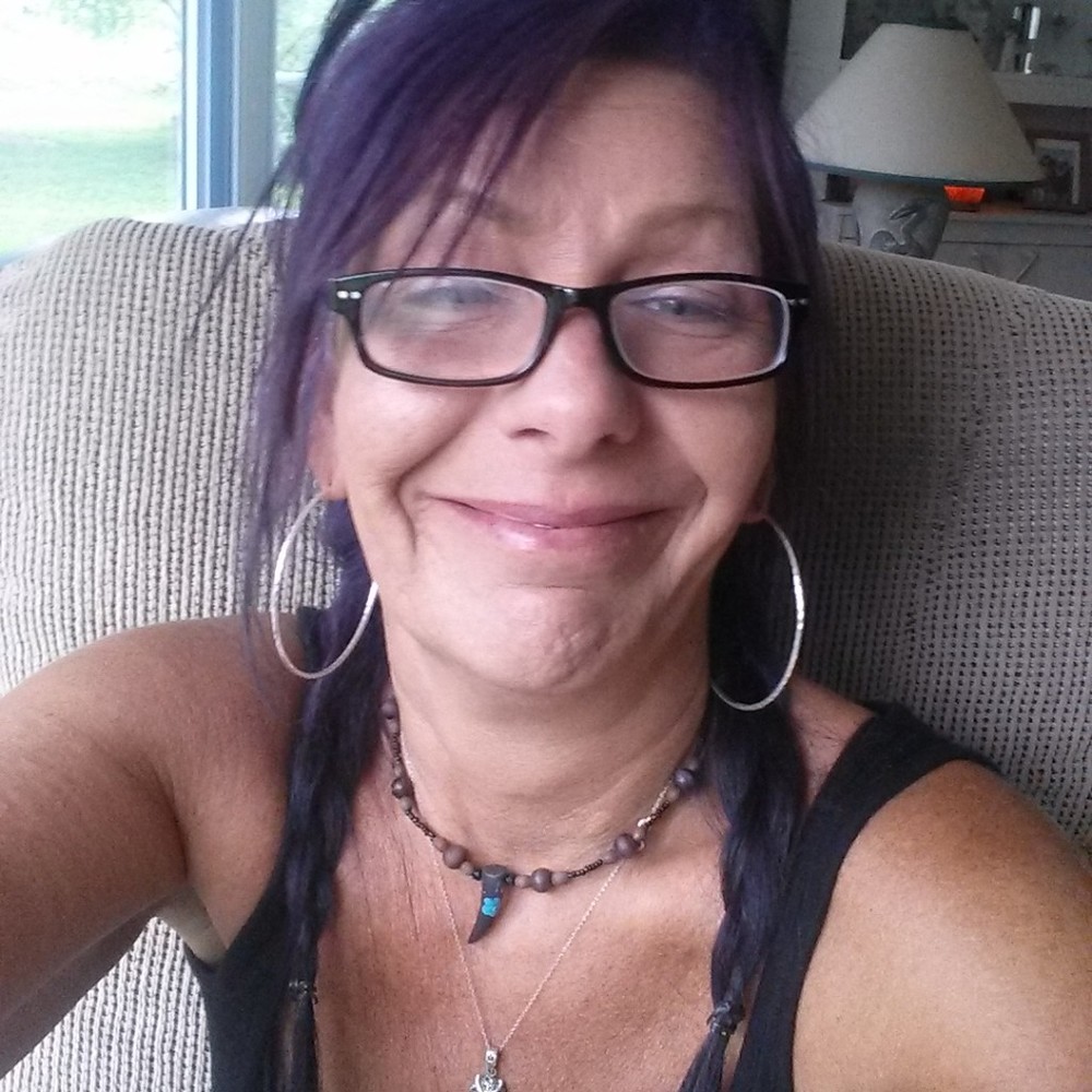 Meet your Posher, Lynda